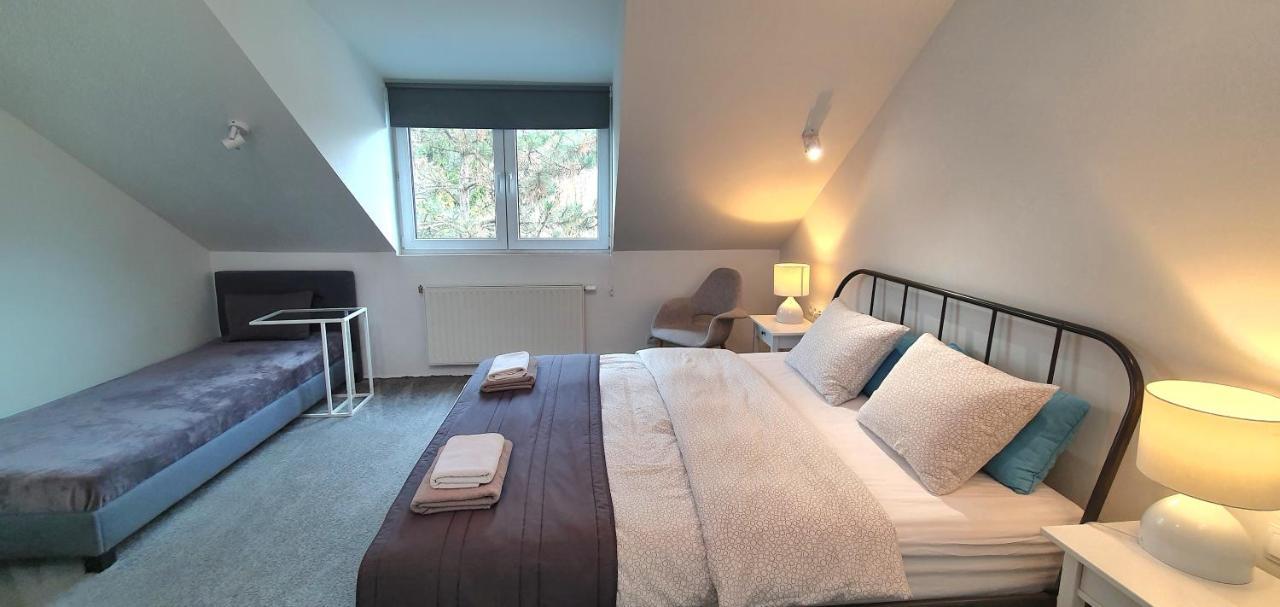 Loft 85 M2 Wilanow Krolewski Self Checkin Warsawa Bagian luar foto